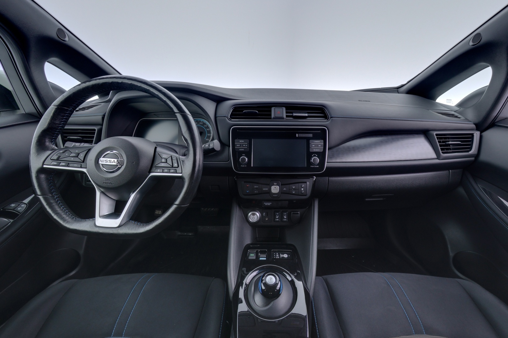 NISSAN Leaf 2018