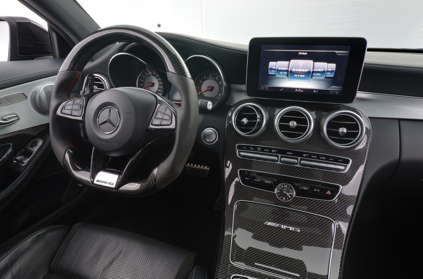 MERCEDES-BENZ C 63 AMG 2016