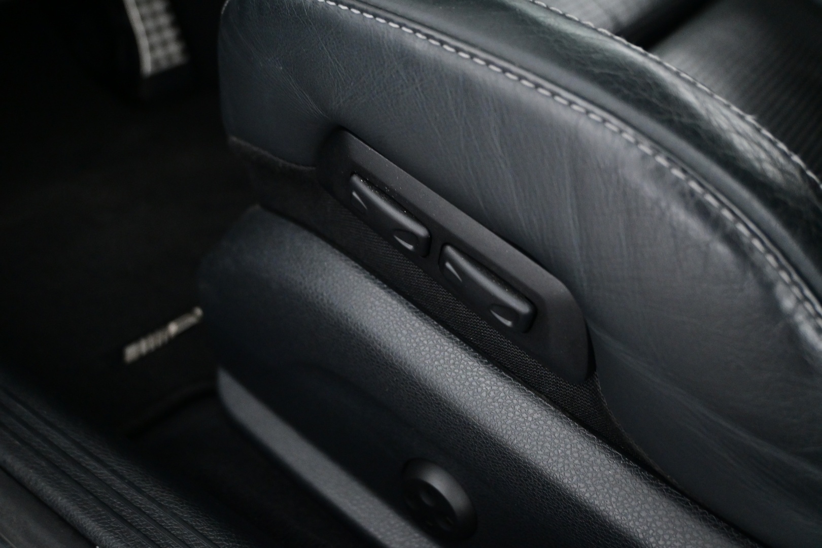 MERCEDES-BENZ C 63 AMG 2016