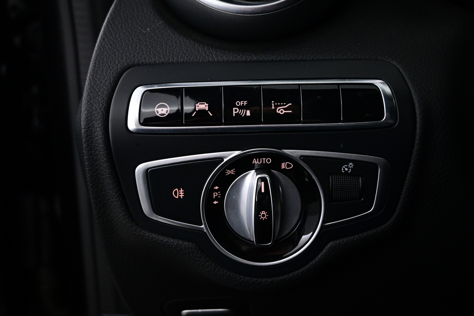 MERCEDES-BENZ C 63 AMG 2016