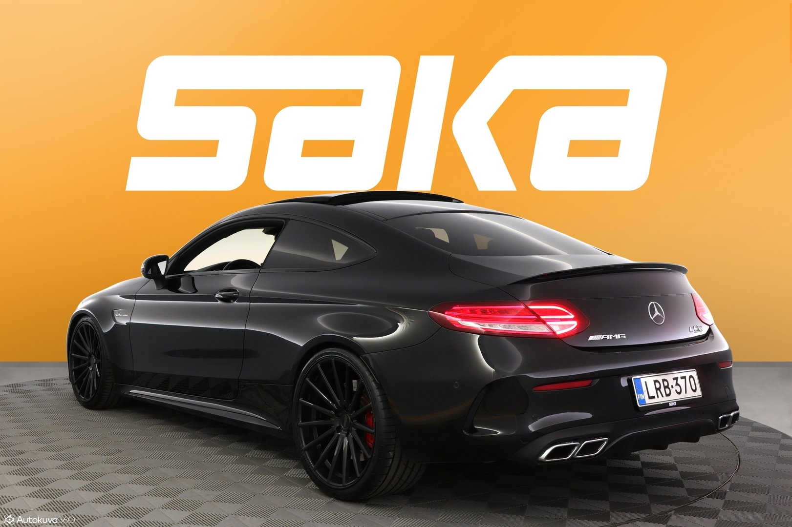 MERCEDES-BENZ C 63 AMG 2016