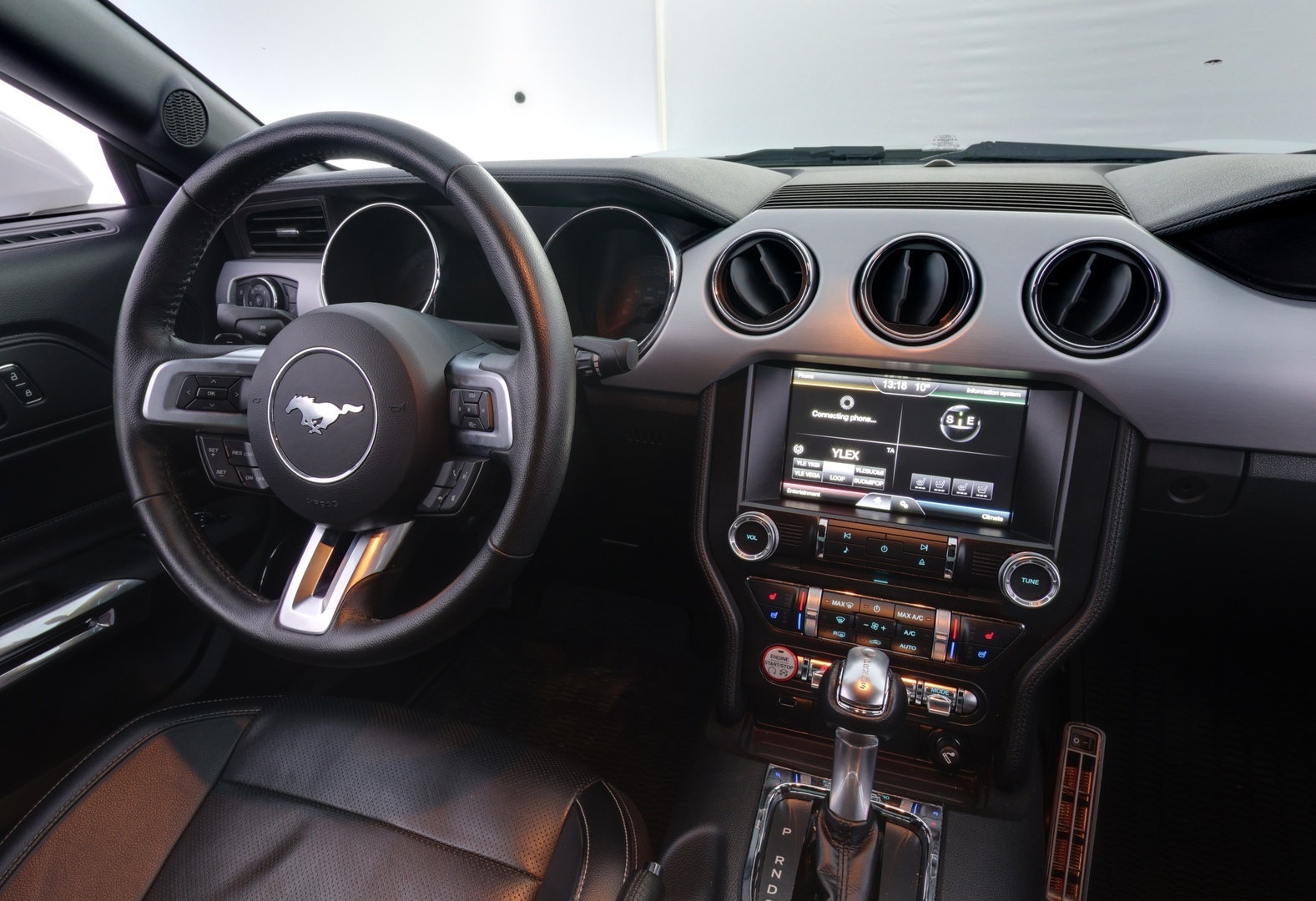 FORD Mustang 2017