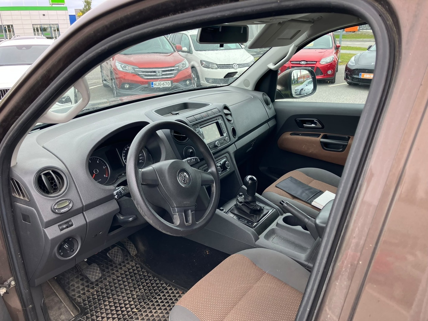 VOLKSWAGEN Amarok 2011