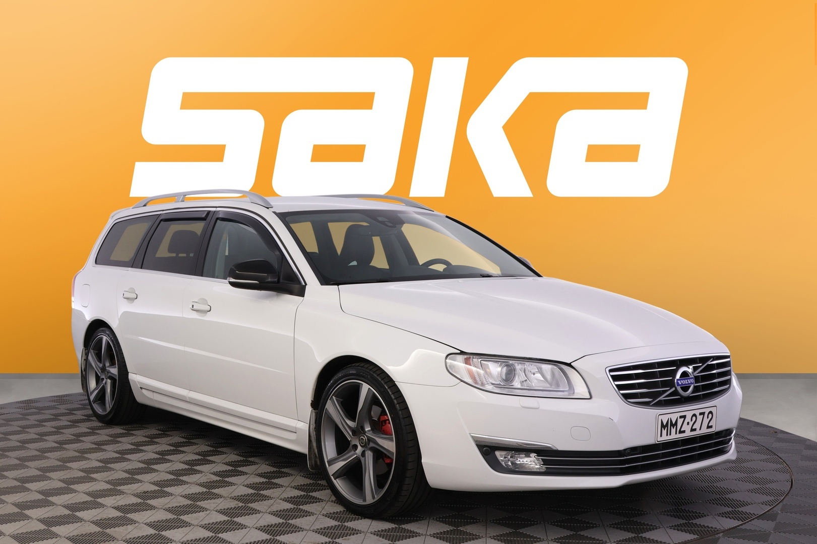 VOLVO V70 2015