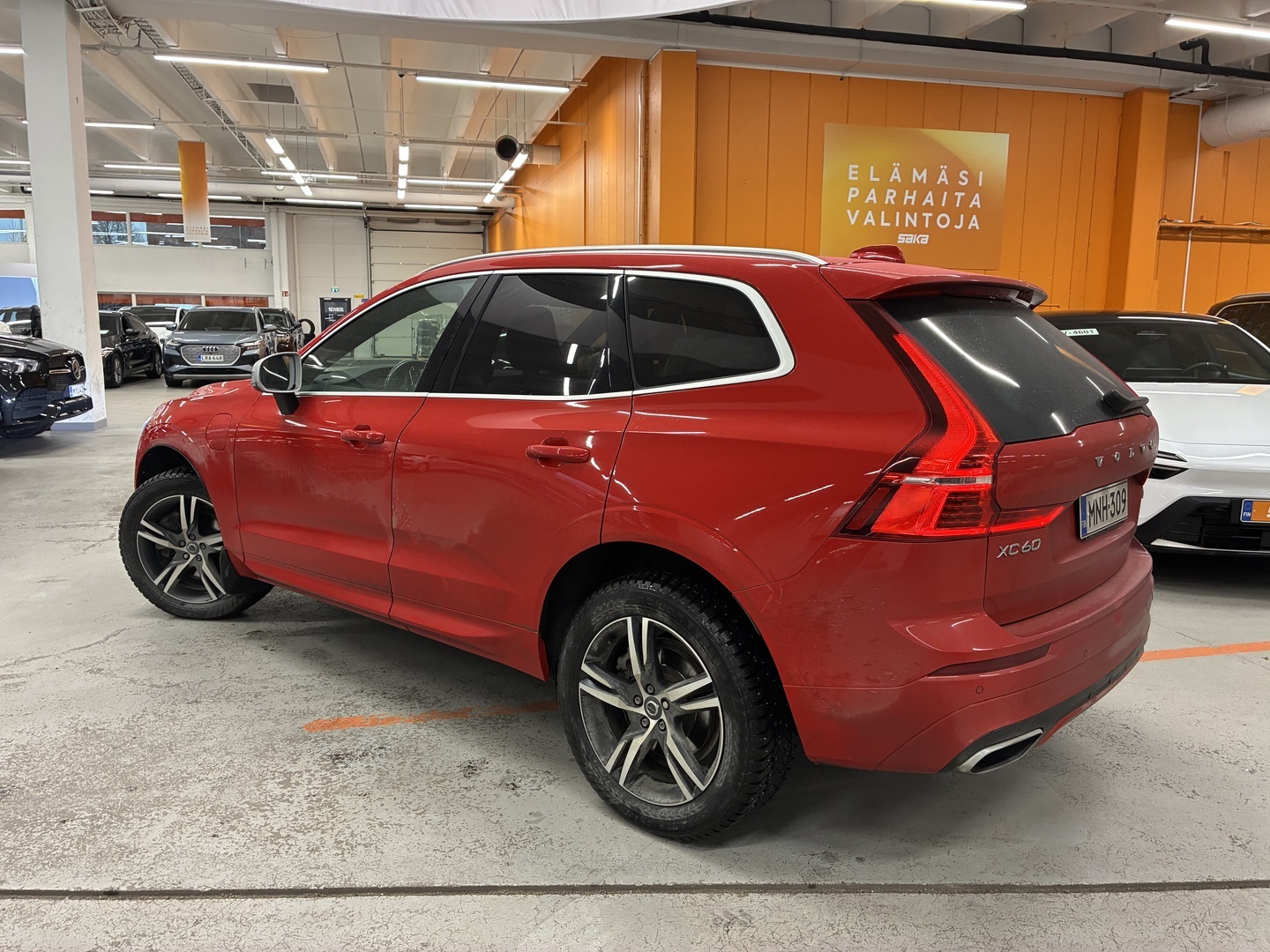 VOLVO XC60 2018