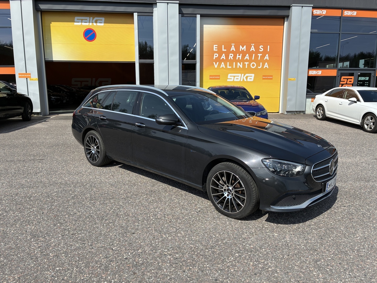 MERCEDES-BENZ E 2021