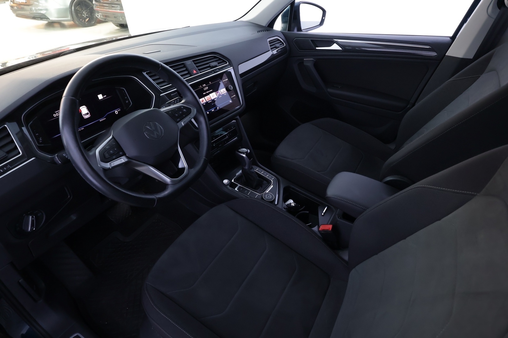 VOLKSWAGEN Tiguan 2021