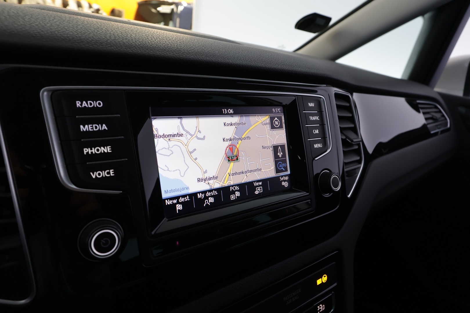 VOLKSWAGEN Golf Sportsvan 2015