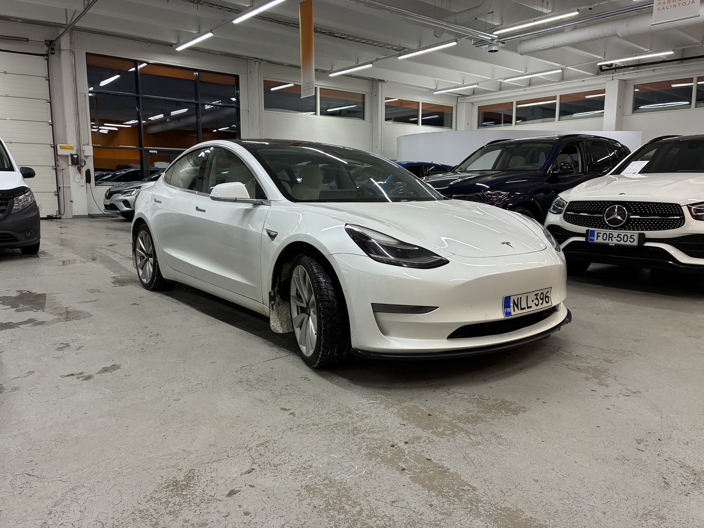 TESLA Model 3 2019