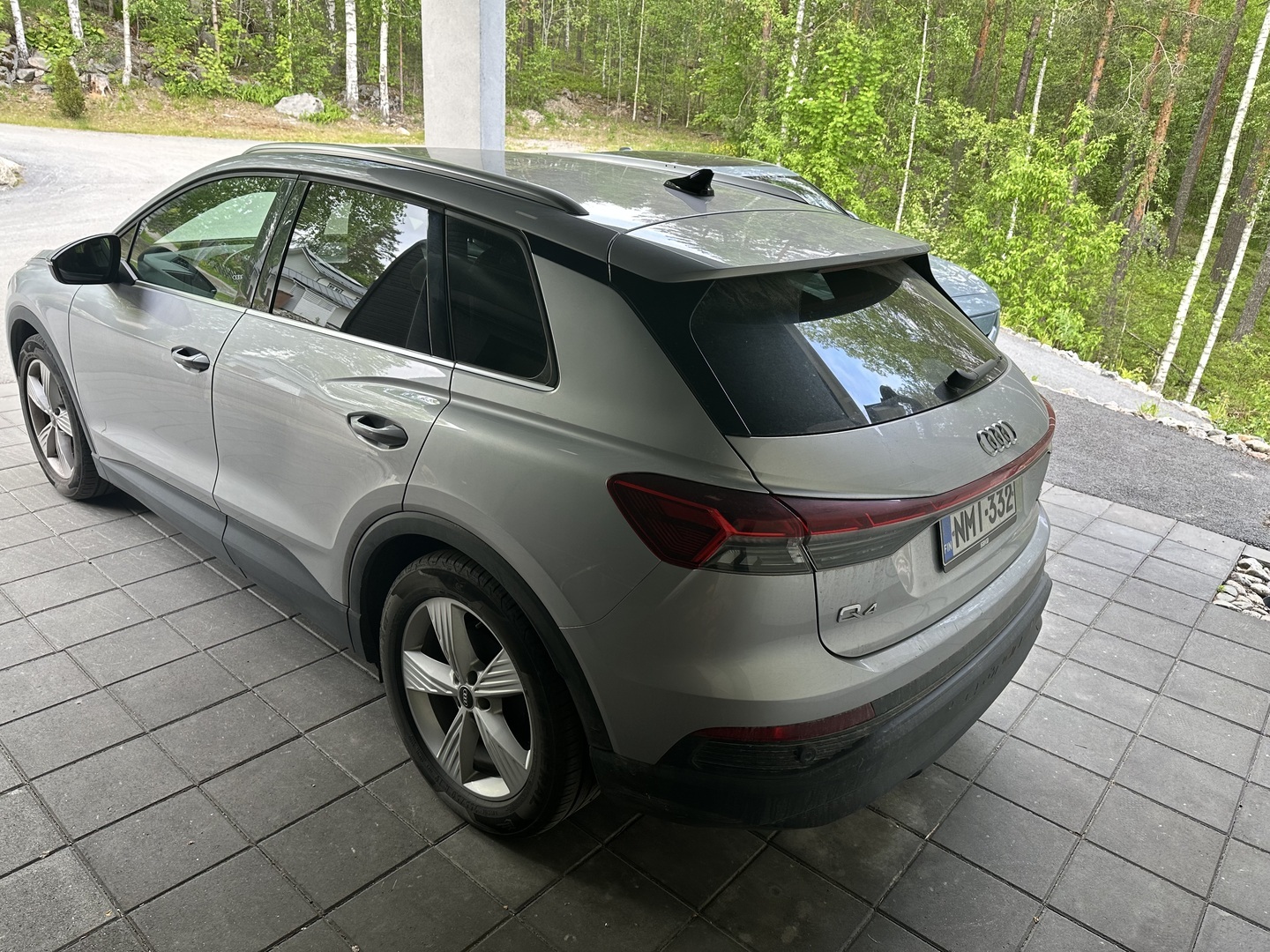 AUDI Q4 e-tron 2022