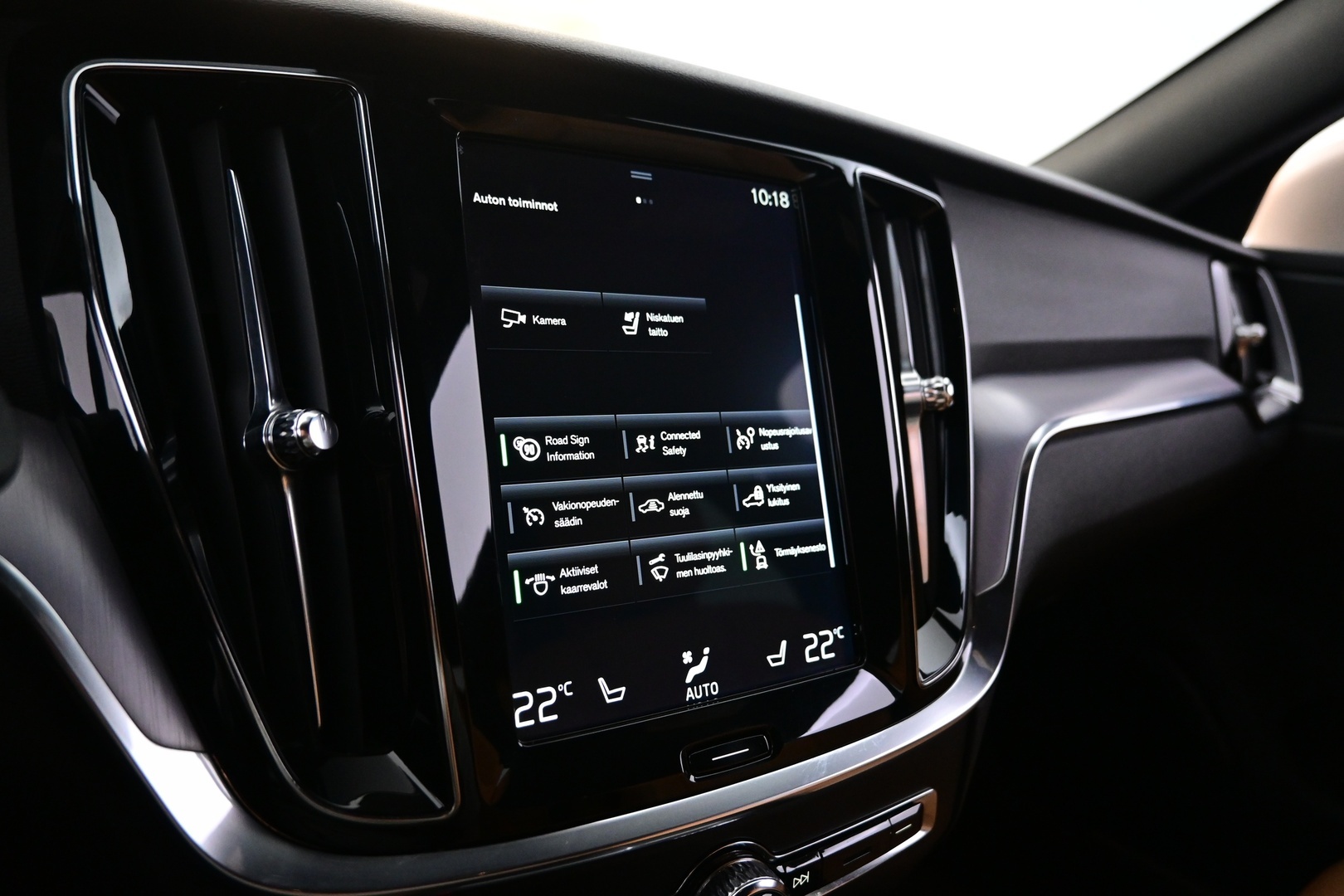 VOLVO V60 Cross Country 2019