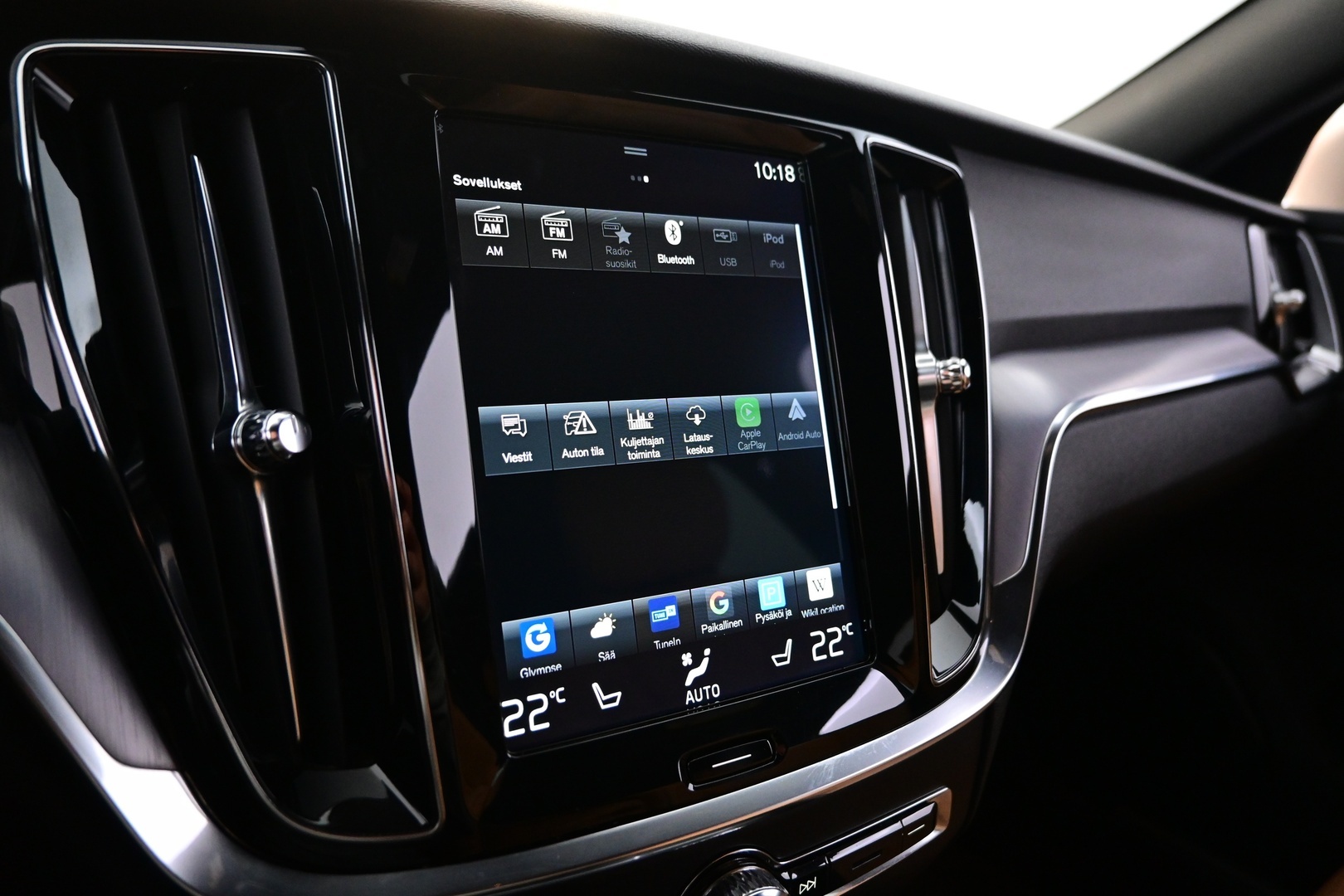 VOLVO V60 Cross Country 2019