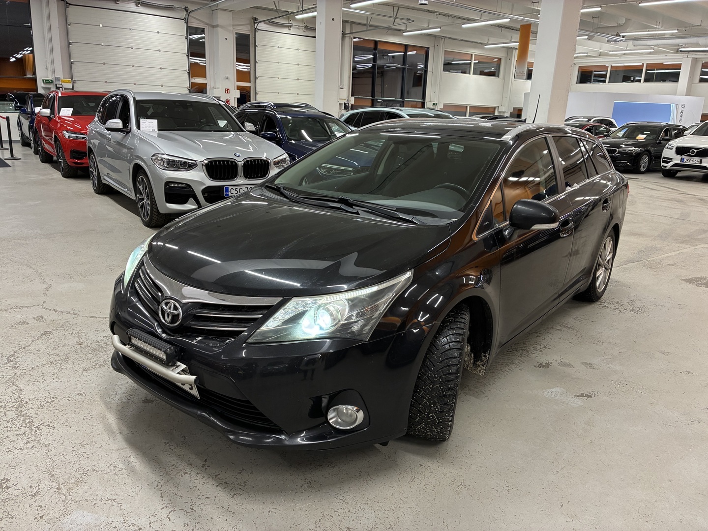 TOYOTA Avensis 2013