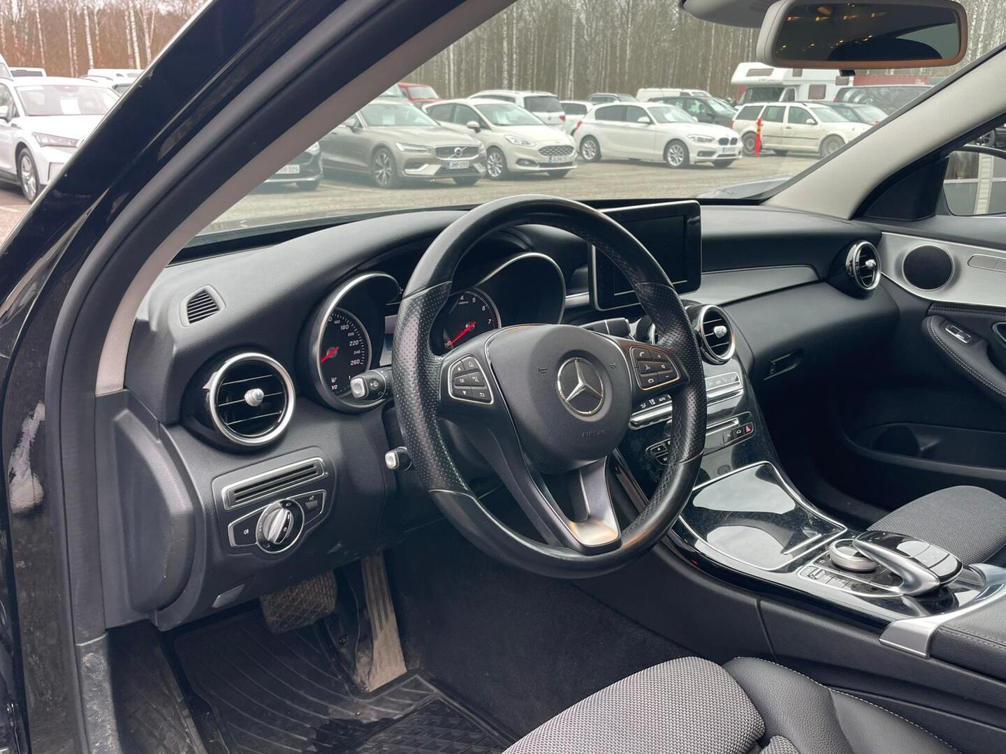 MERCEDES-BENZ C 2015