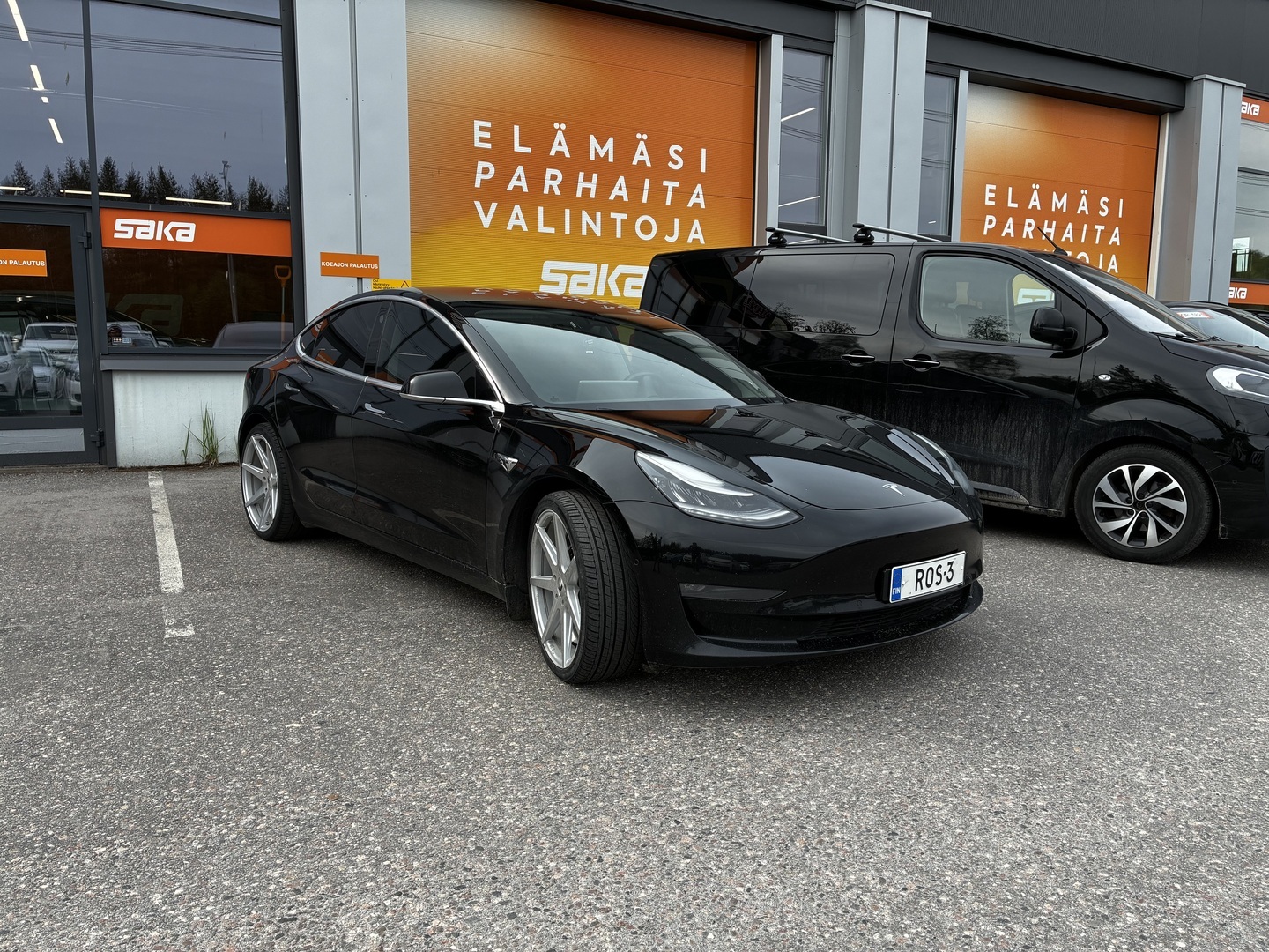TESLA Model 3 2019