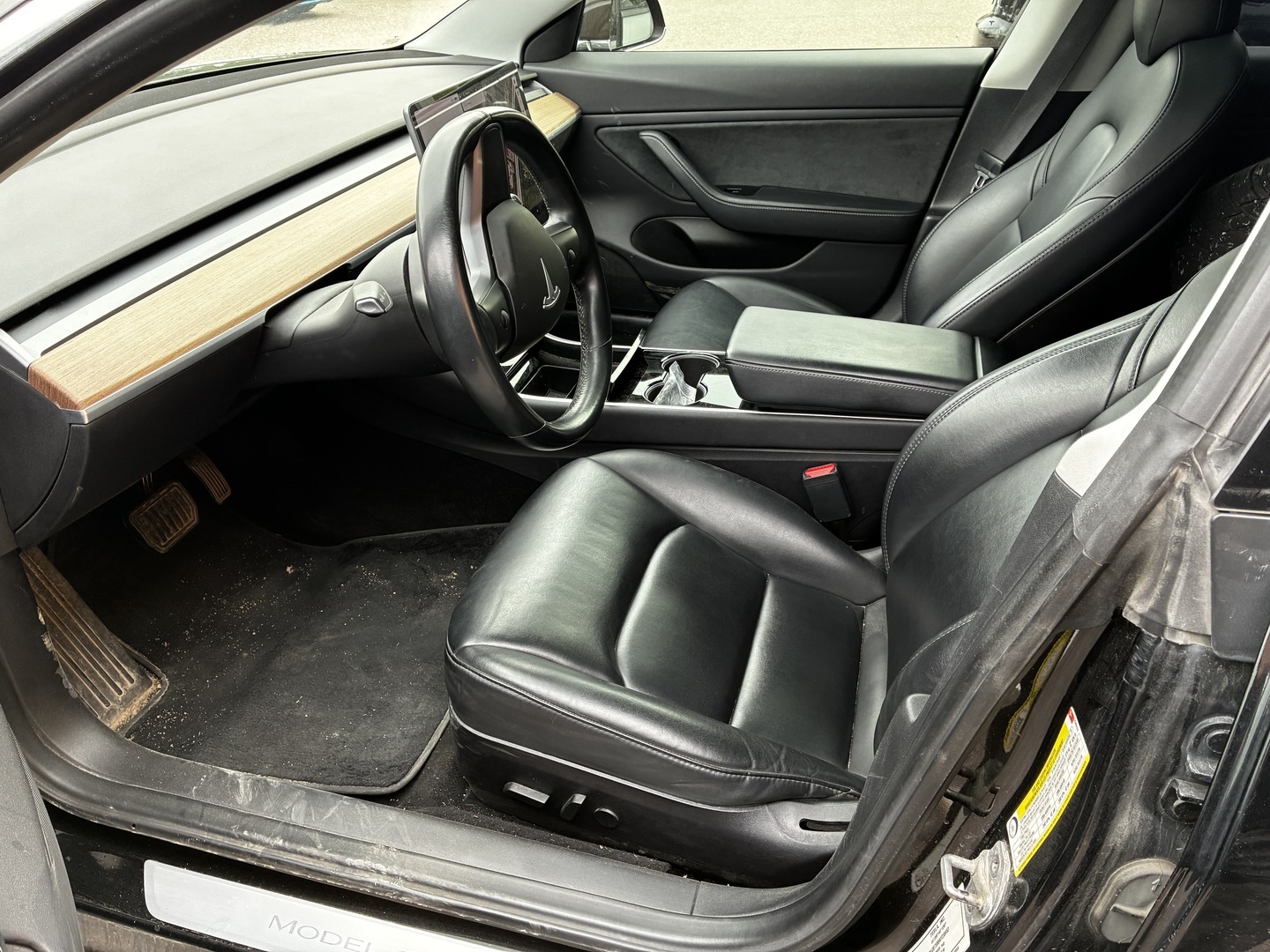 TESLA Model 3 2019