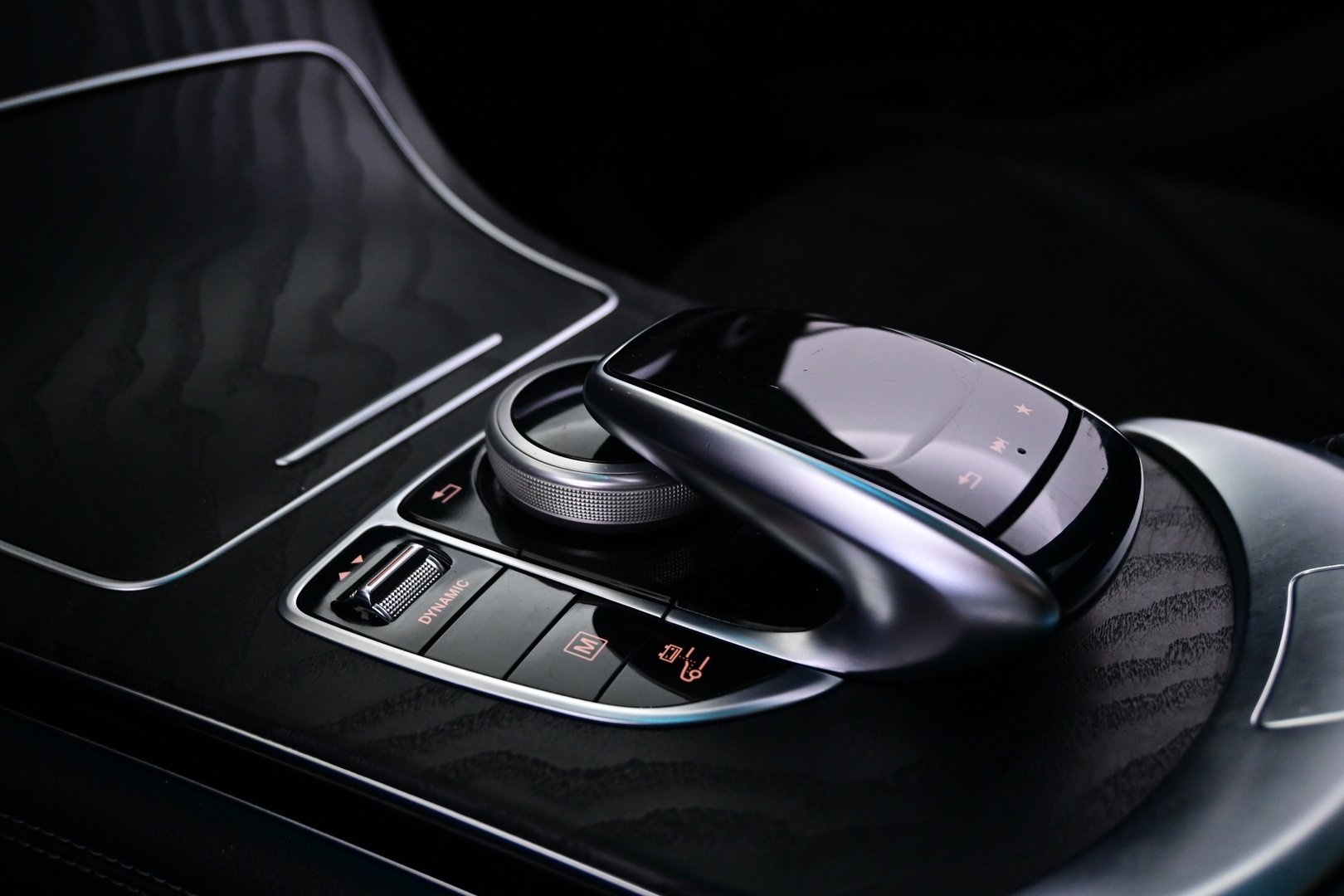 MERCEDES-BENZ GLC 2017