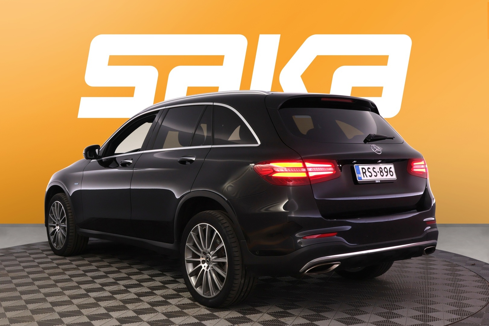 MERCEDES-BENZ GLC 2017