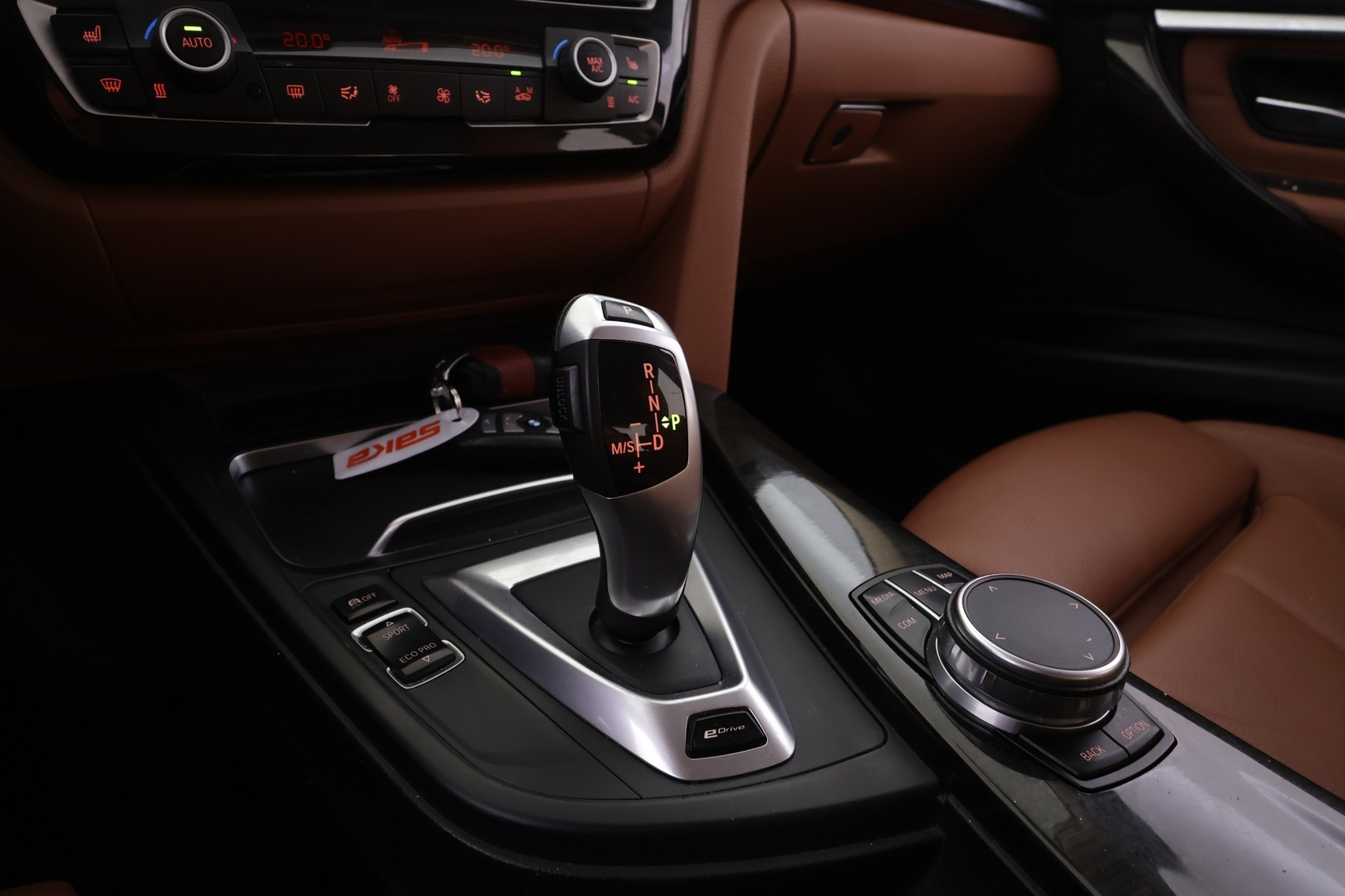 BMW 330 2017