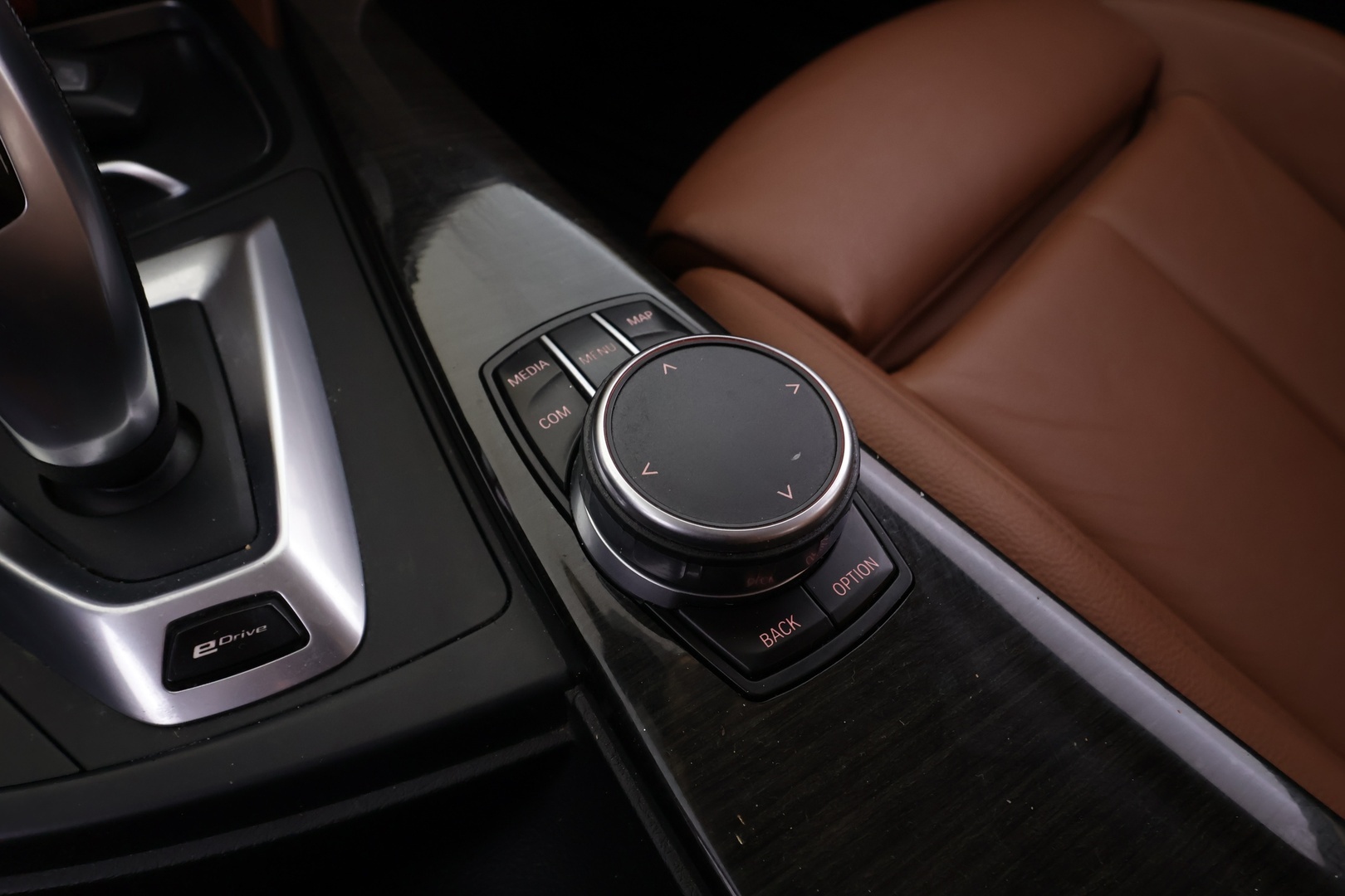 BMW 330 2017