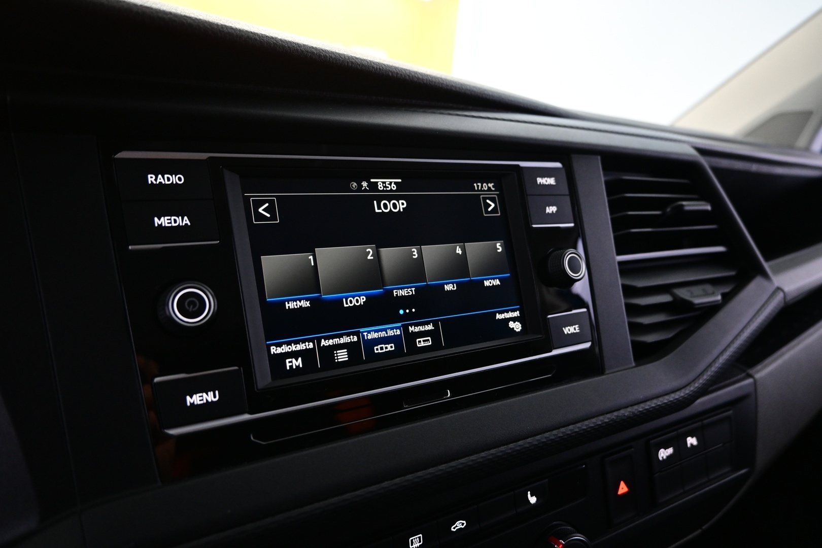 VOLKSWAGEN Transporter 2022