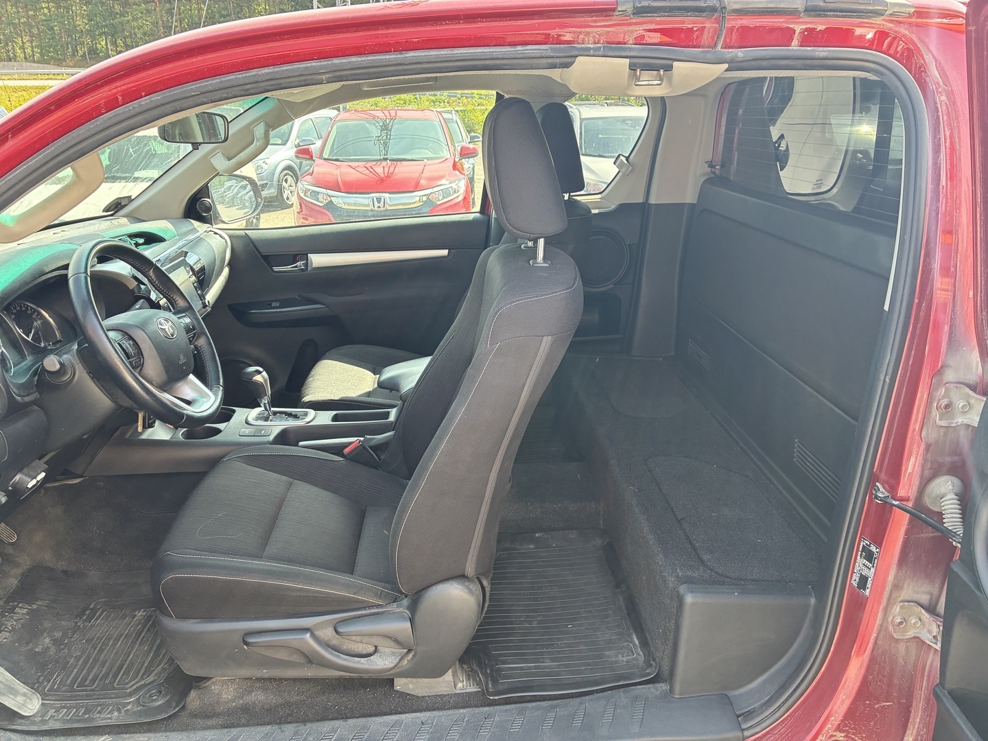 TOYOTA Hilux 2023
