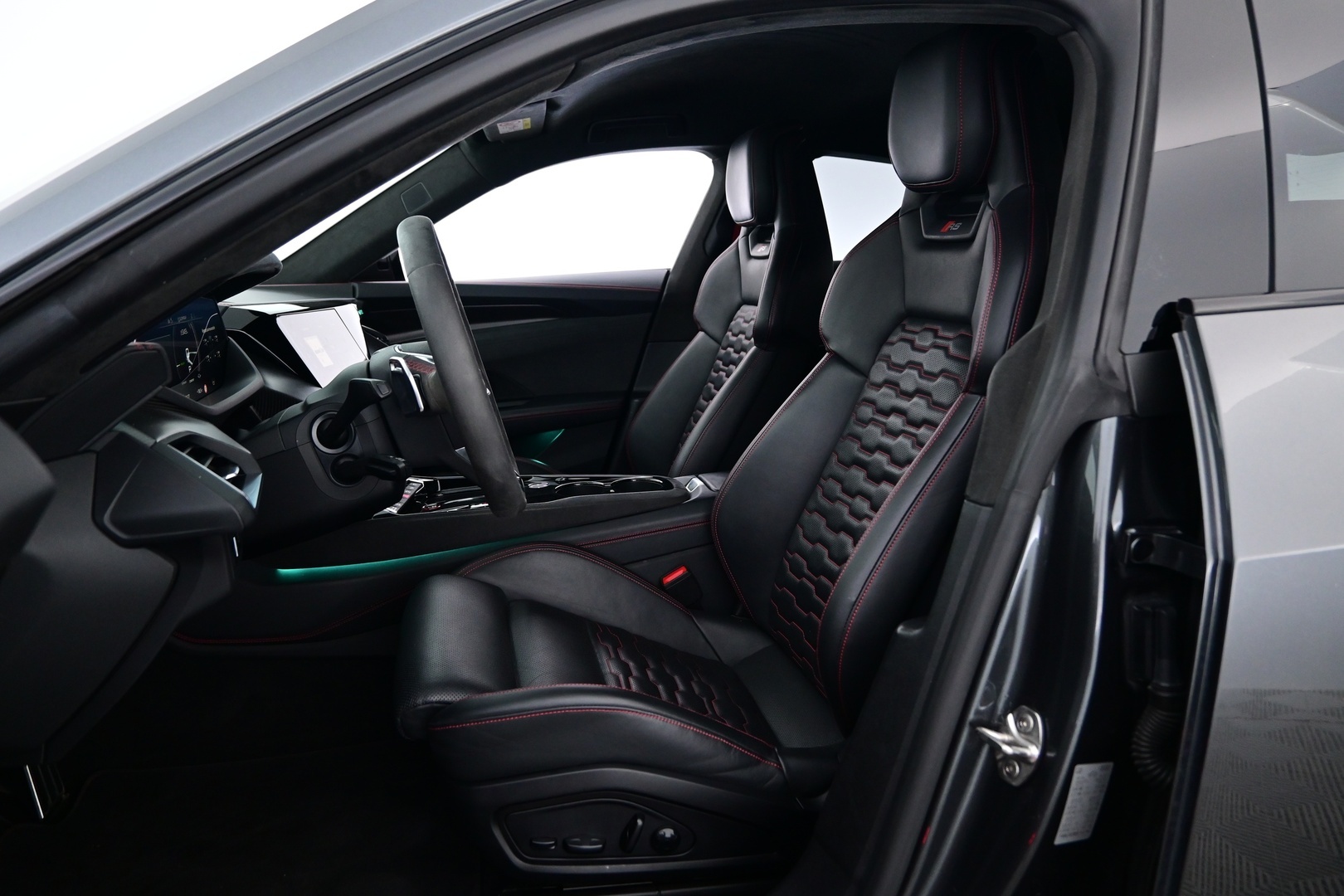 AUDI E-TRON GT RS 2021