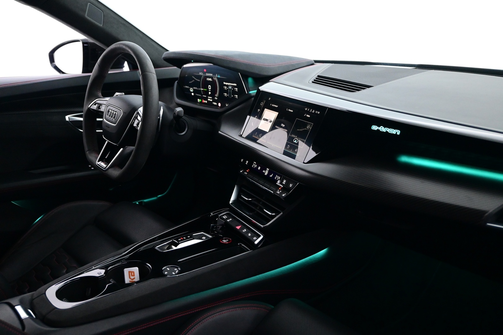 AUDI E-TRON GT RS 2021