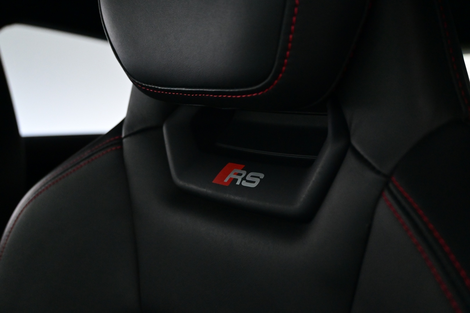 AUDI E-TRON GT RS 2021