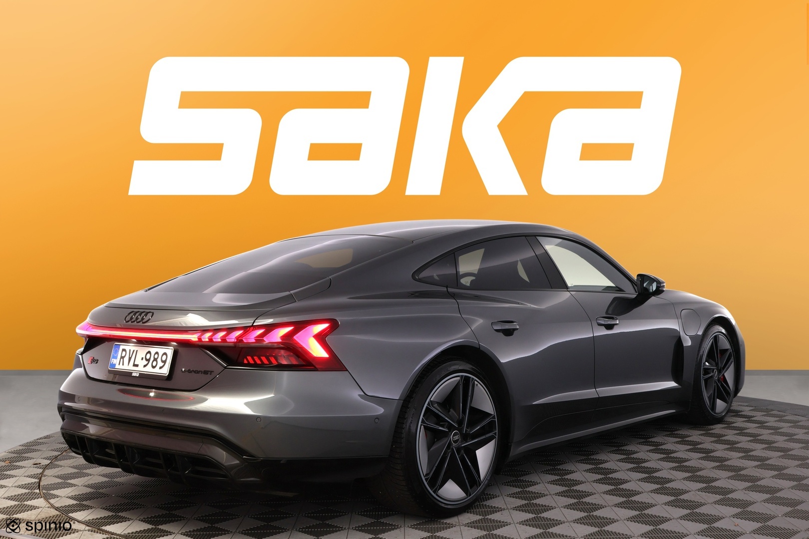 AUDI E-TRON GT RS 2021