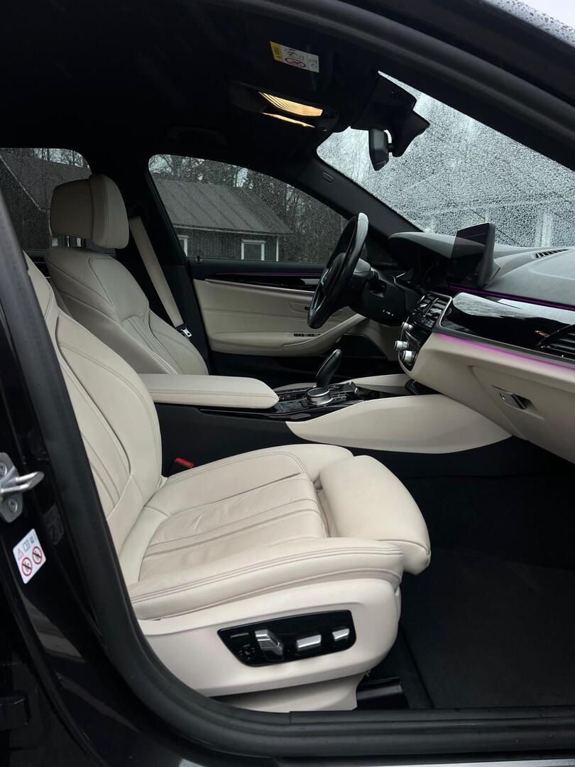 BMW 530 2021