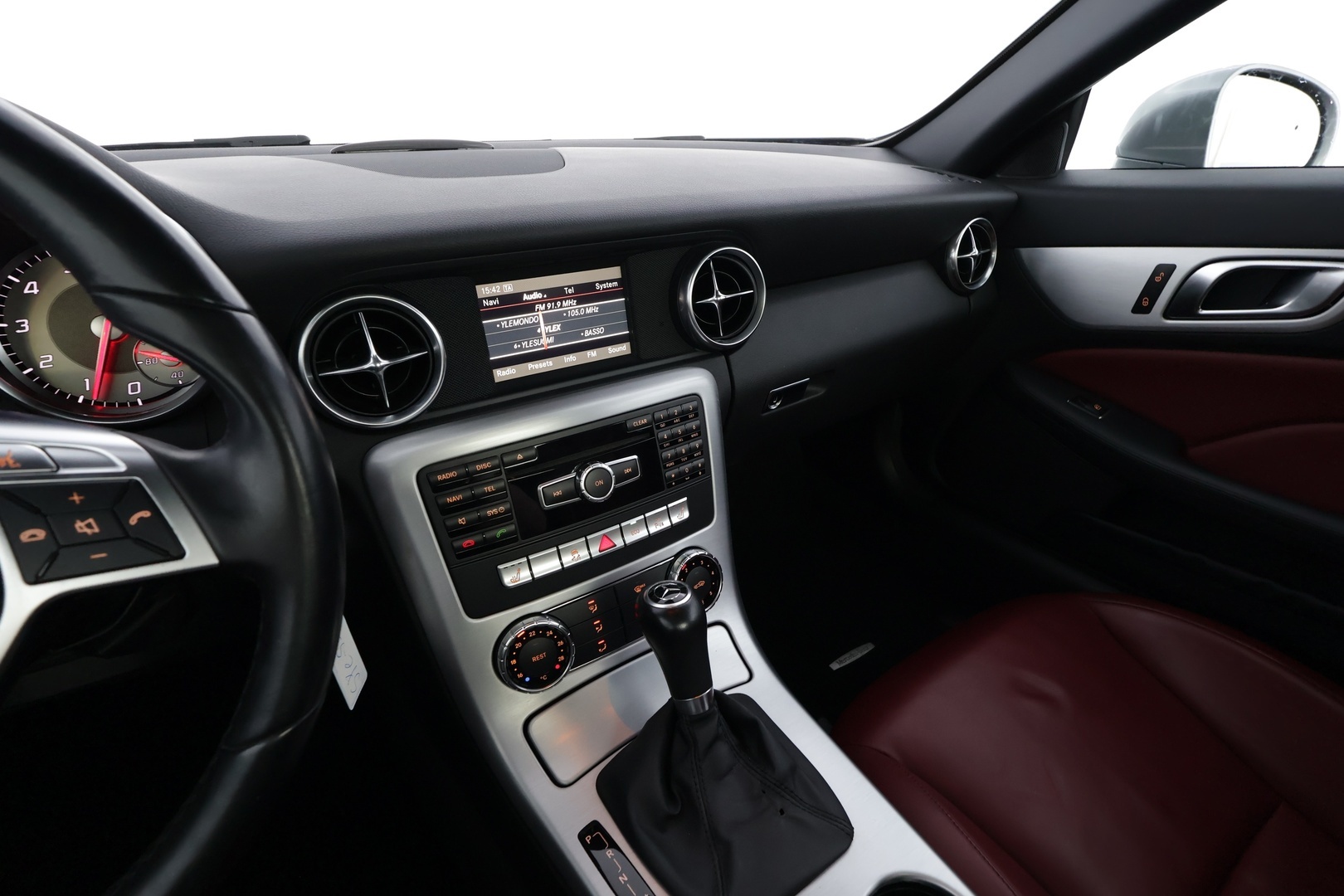 MERCEDES-BENZ SLK 2013