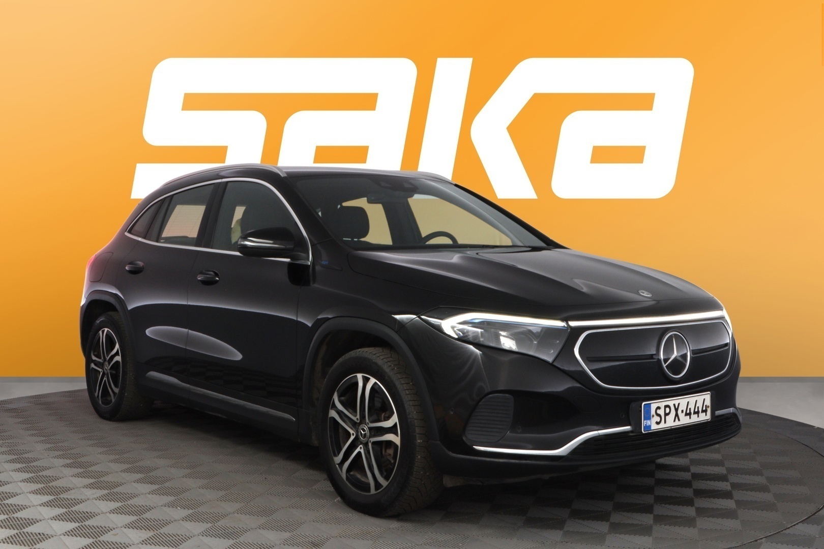 MERCEDES-BENZ EQA 2023