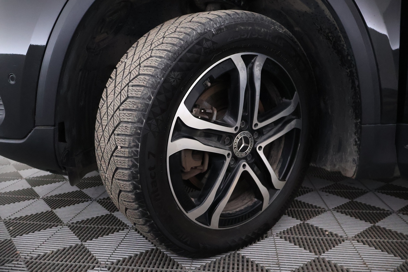 MERCEDES-BENZ EQA 2023