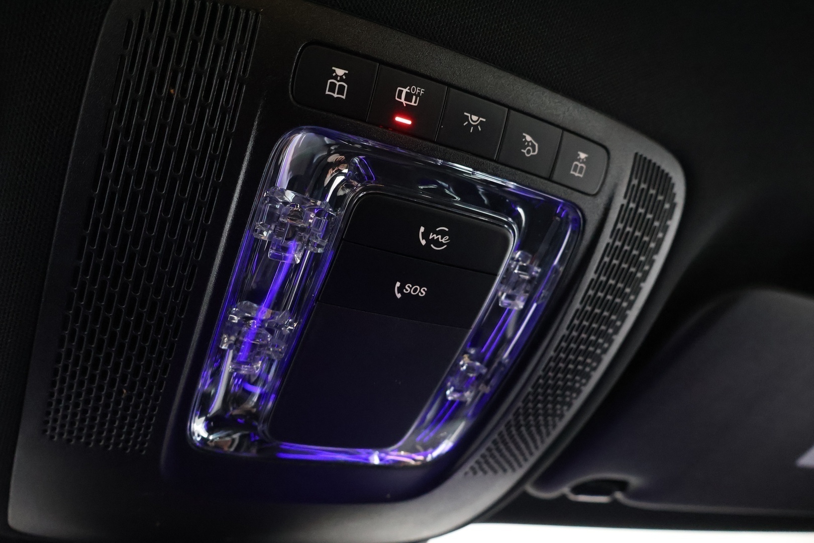 MERCEDES-BENZ EQA 2023