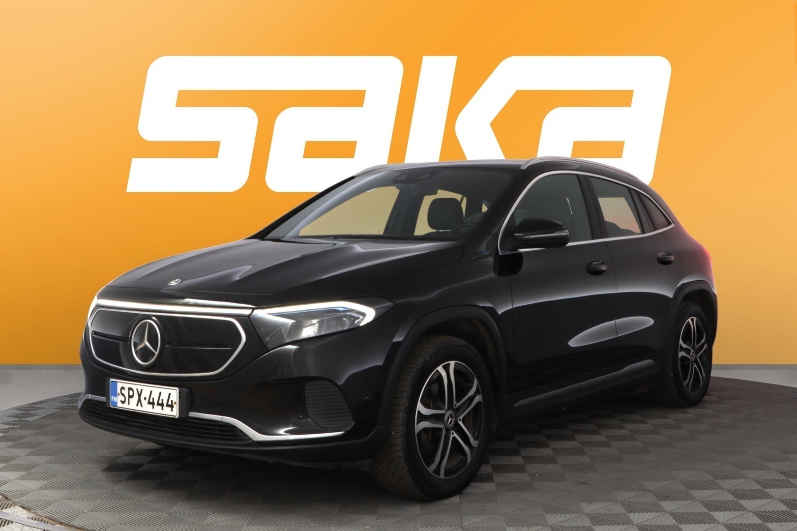 MERCEDES-BENZ EQA 2023