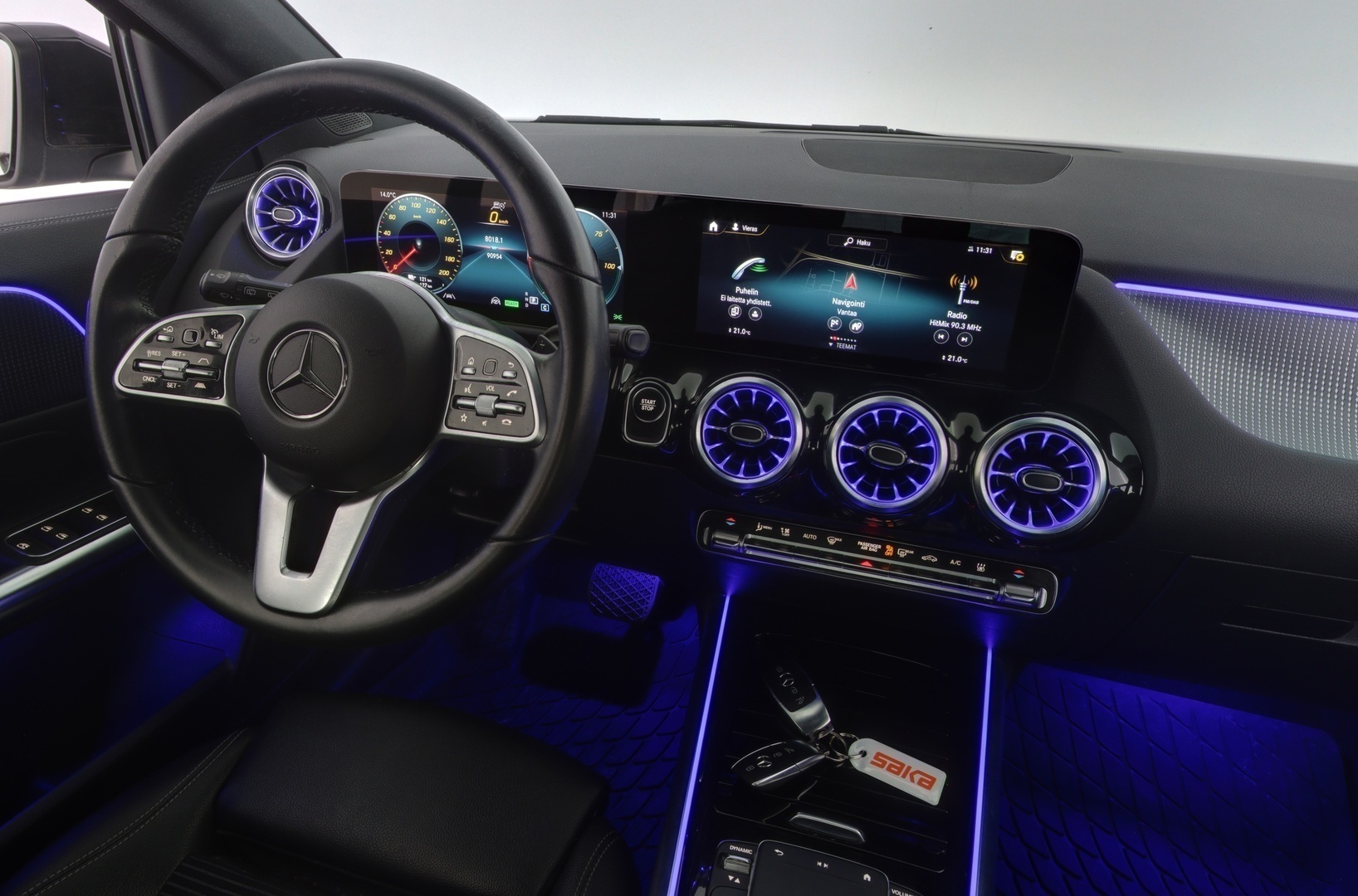 MERCEDES-BENZ EQA 2023