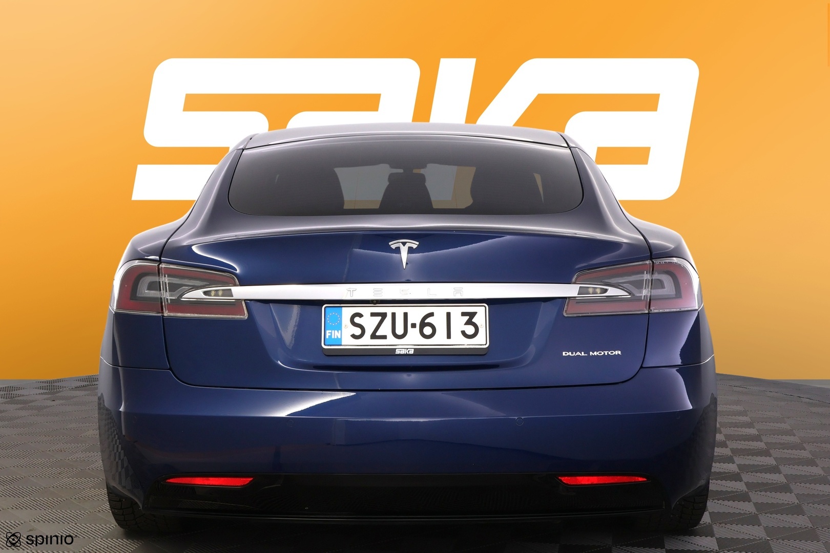 TESLA Model S 2020