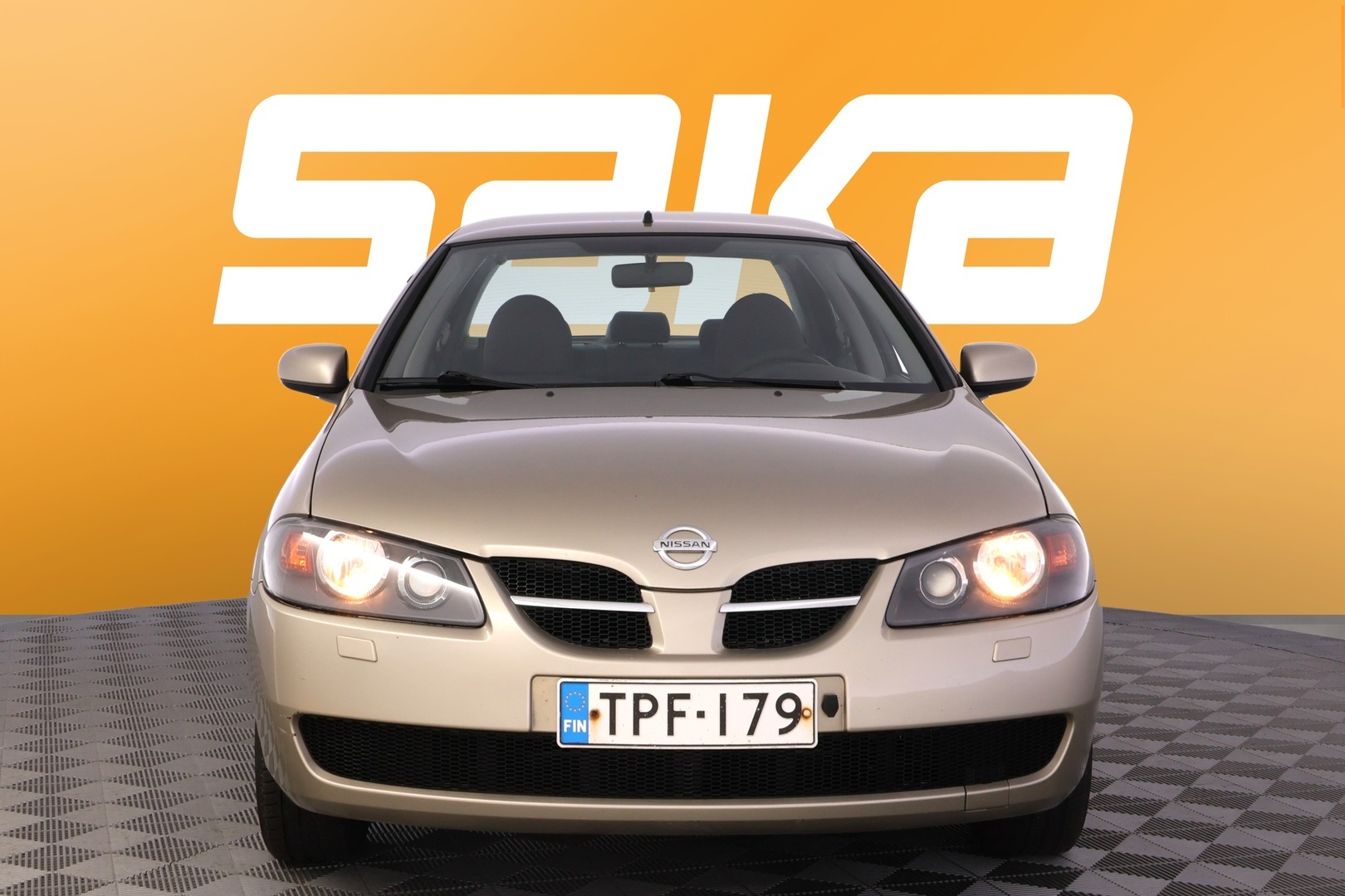 NISSAN Almera 2002