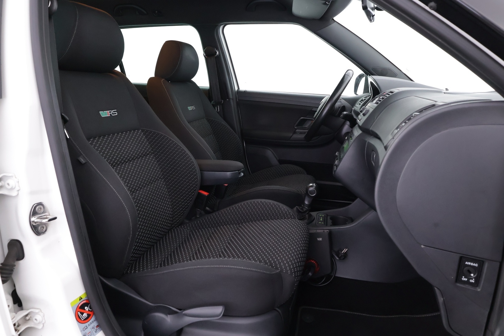 SKODA Fabia 2012