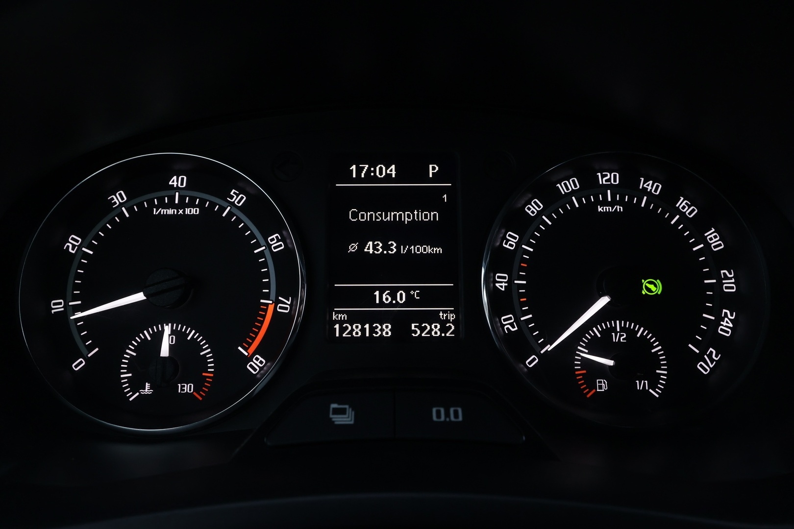 SKODA Fabia 2012
