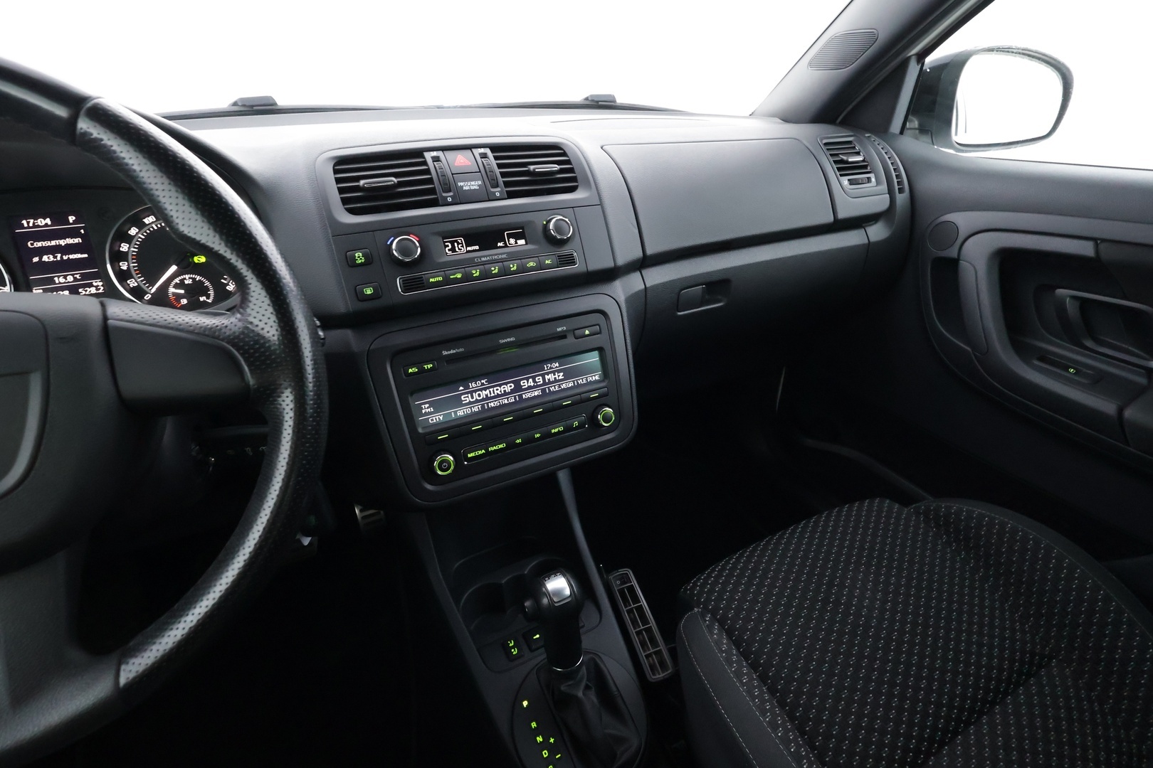 SKODA Fabia 2012
