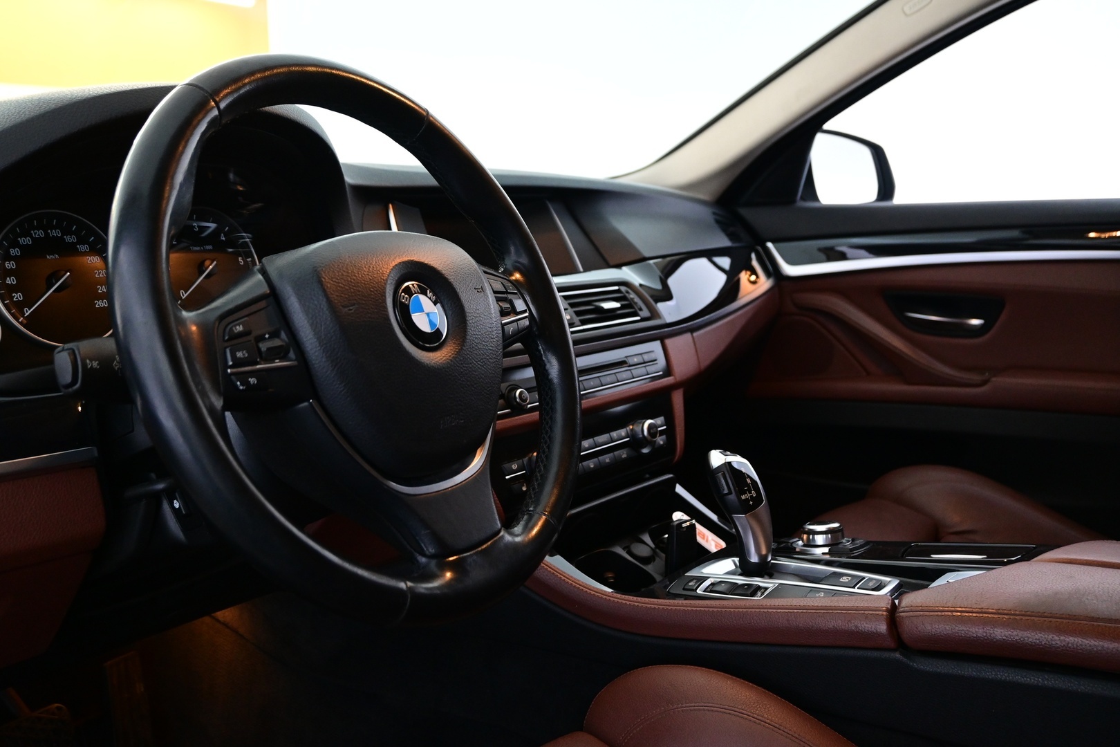 BMW 520 2015