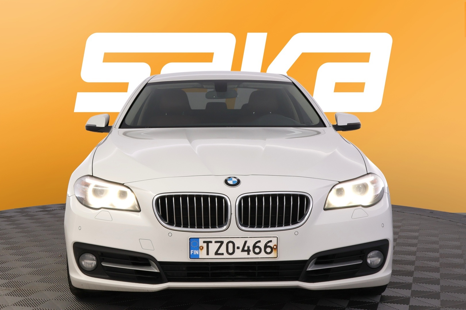 BMW 520 2015