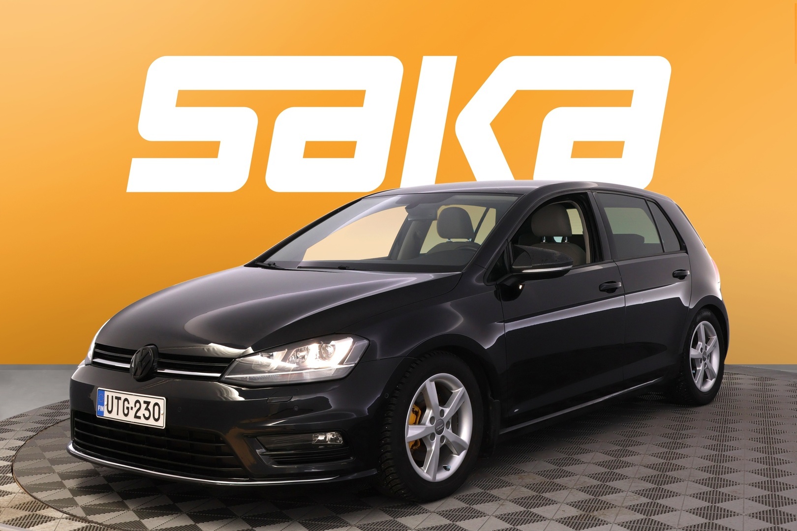 VOLKSWAGEN Golf 2013