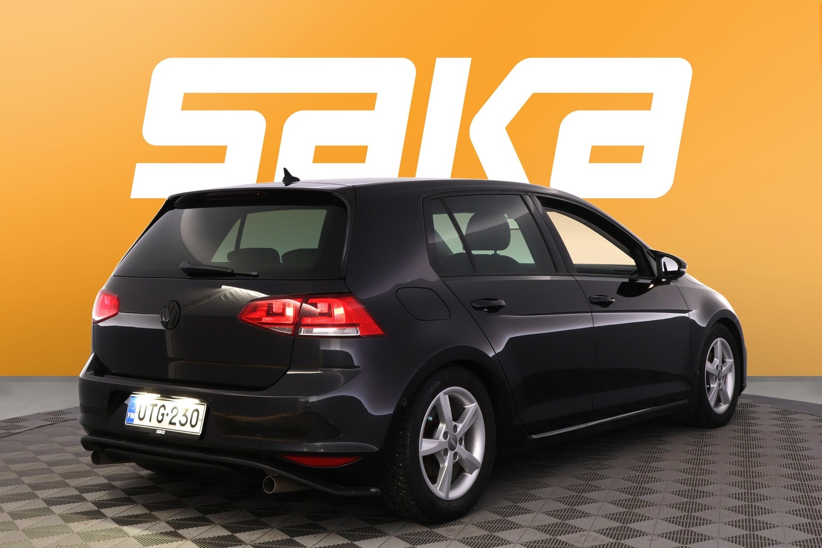 VOLKSWAGEN Golf 2013