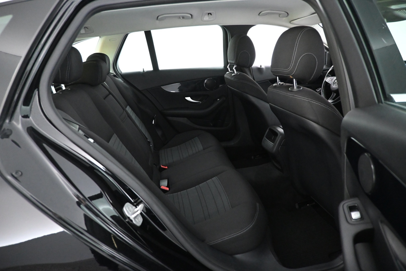 MERCEDES-BENZ C 2015