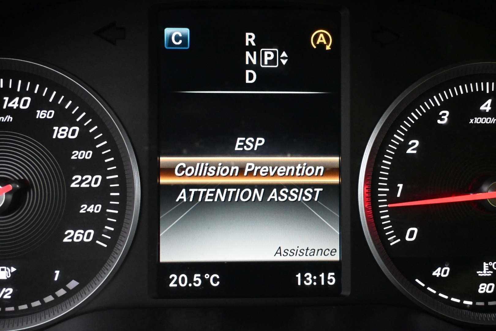 MERCEDES-BENZ C 2015