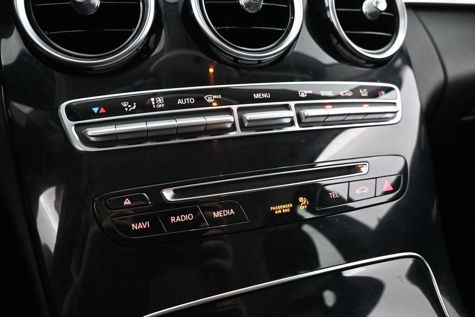 MERCEDES-BENZ C 2015
