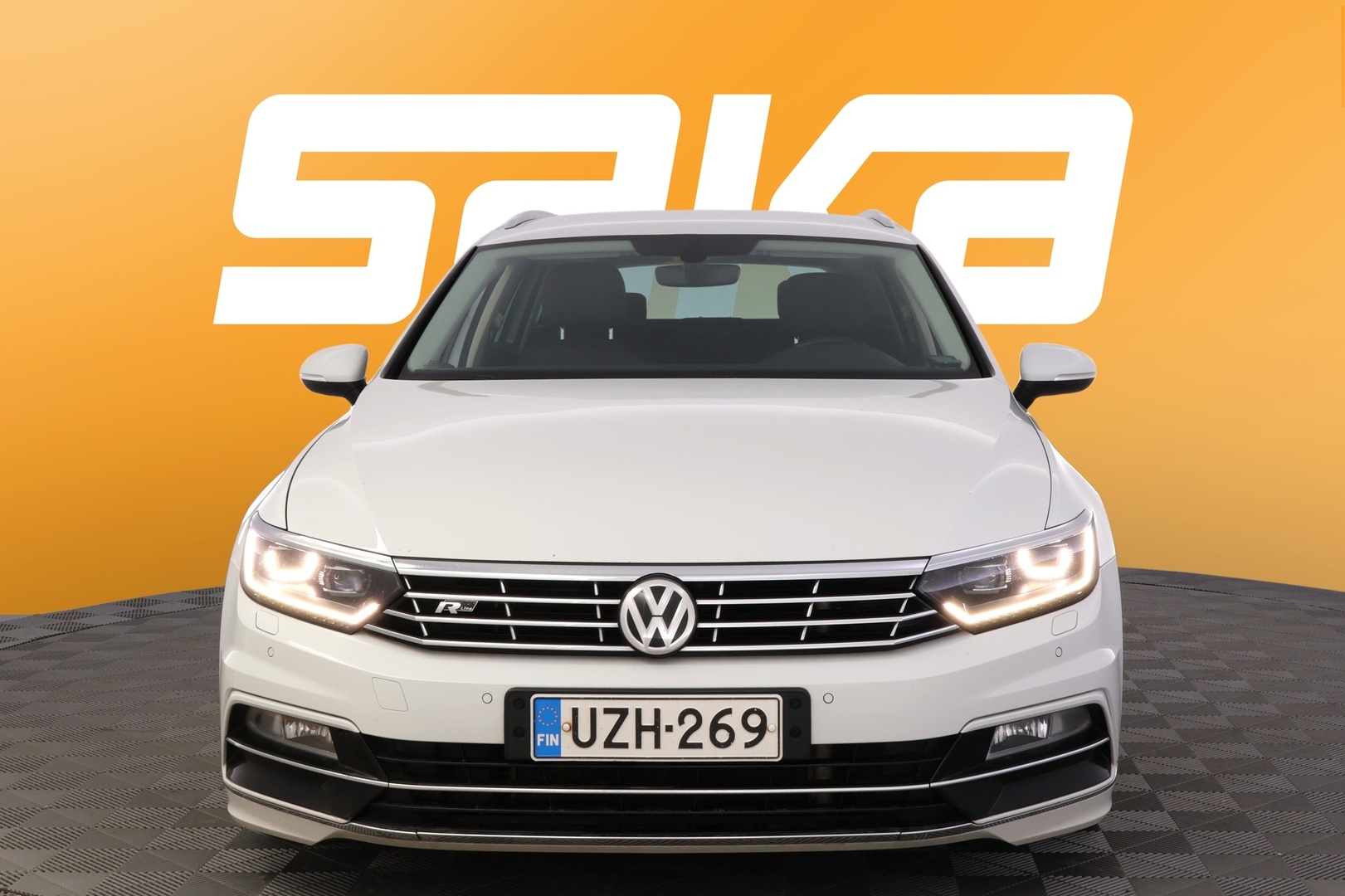 VOLKSWAGEN Passat 2016